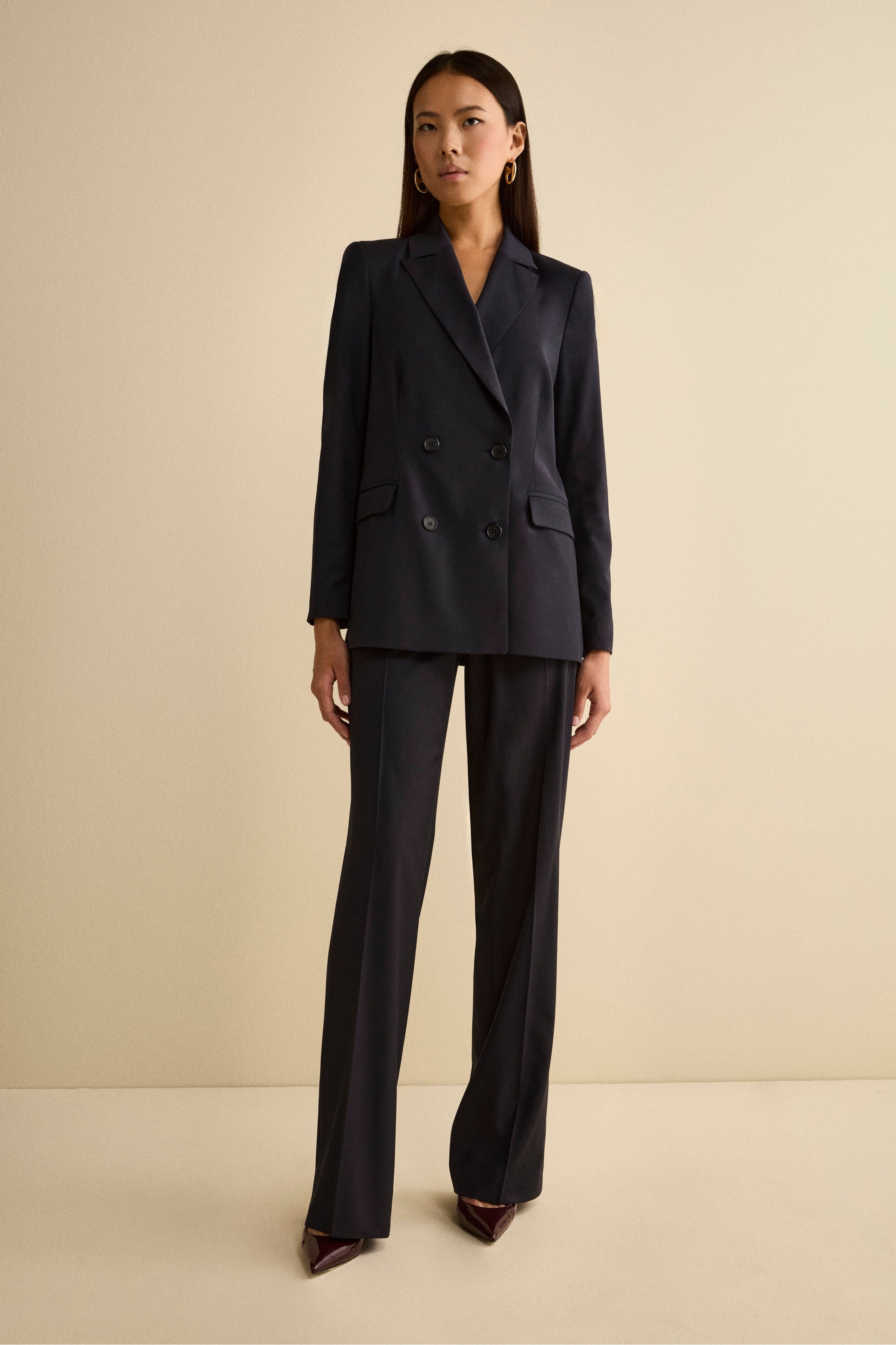 Tailleur Doppiopetto con Revers a Lancia in Lana Vergine - BLU