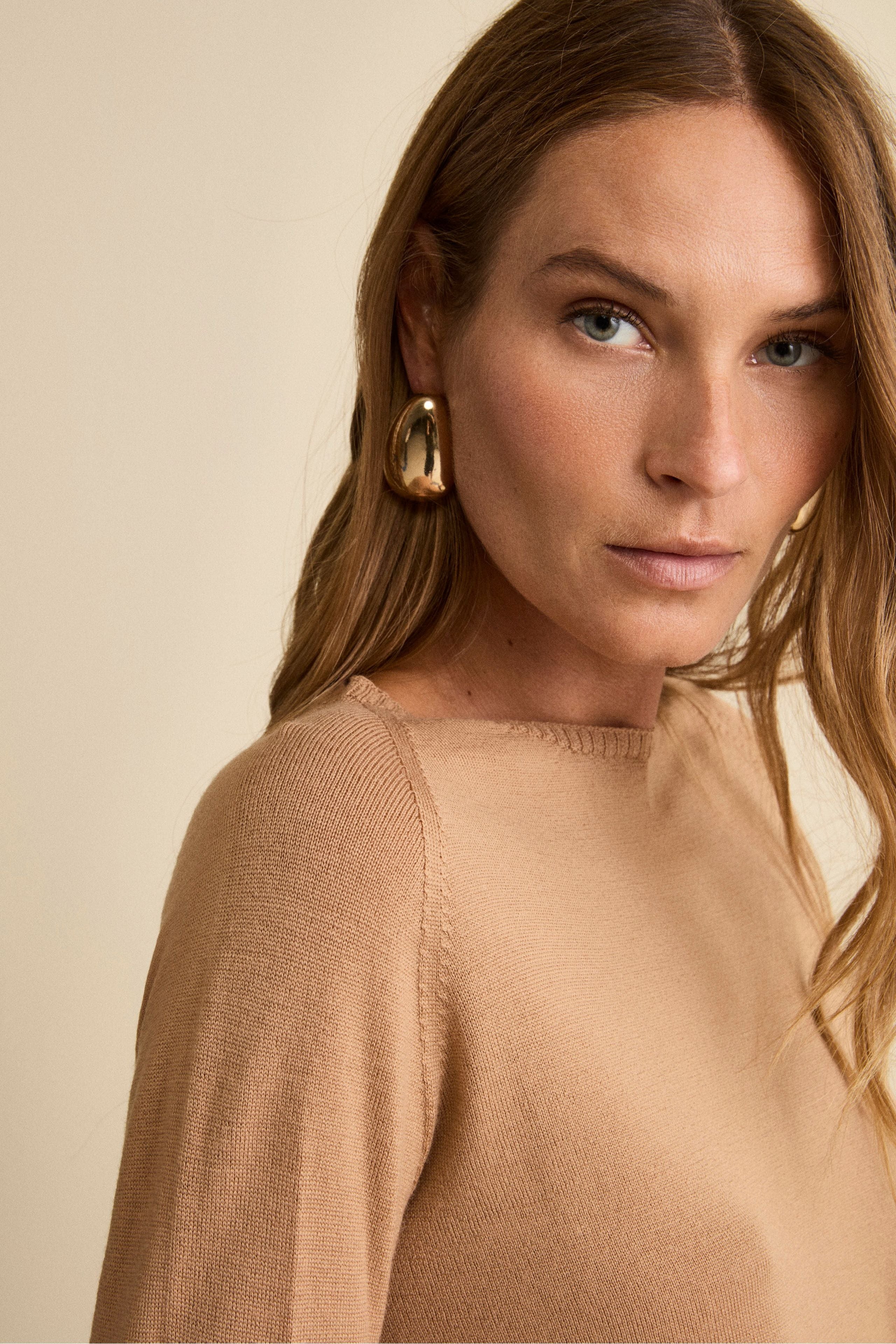 Girocollo in Lana Merino con Bordi a Coste - CAMMELLO