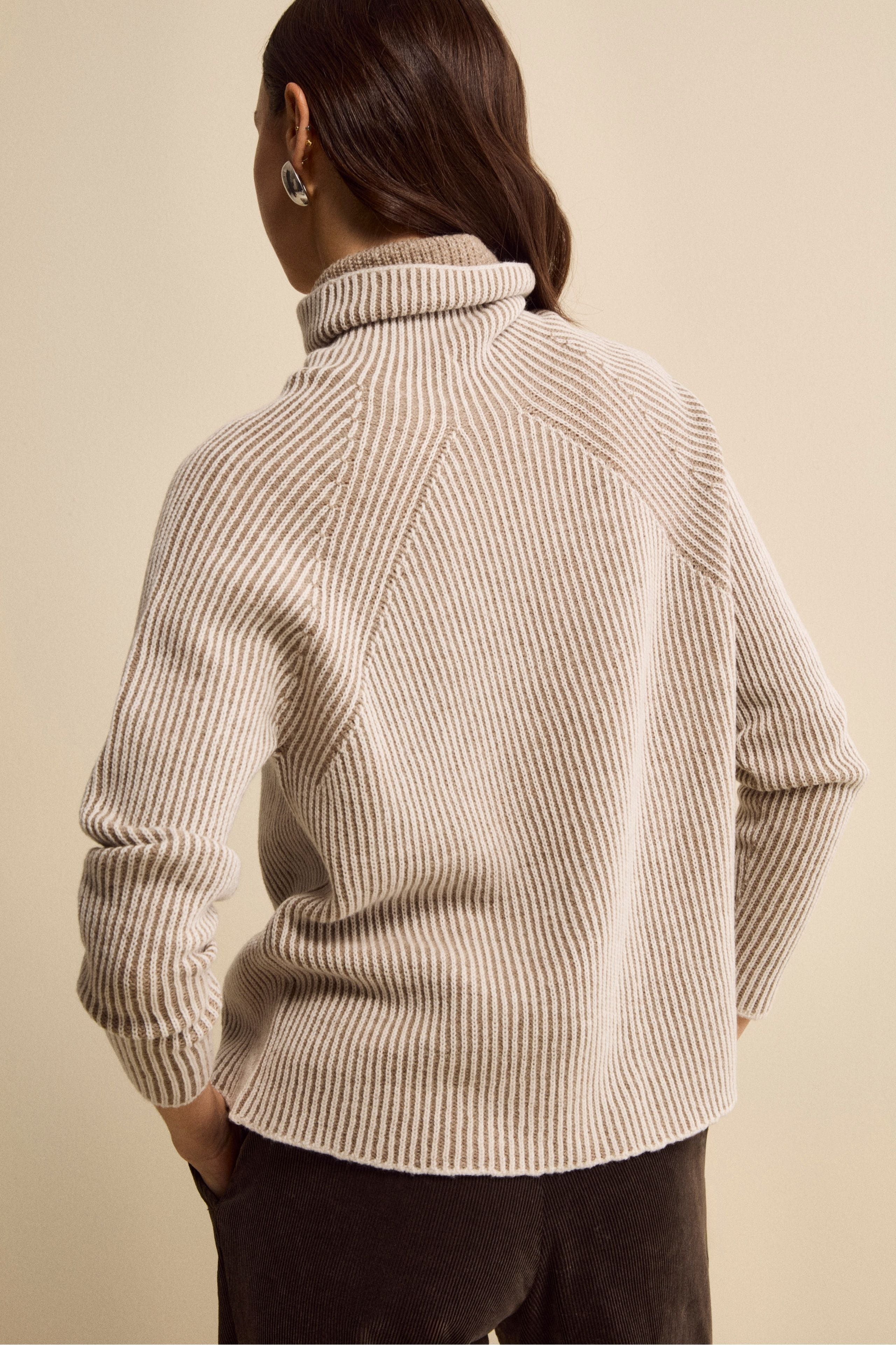 Dolcevita Raglan in Lana Merino a Coste Inglese - FANT. BEIGE