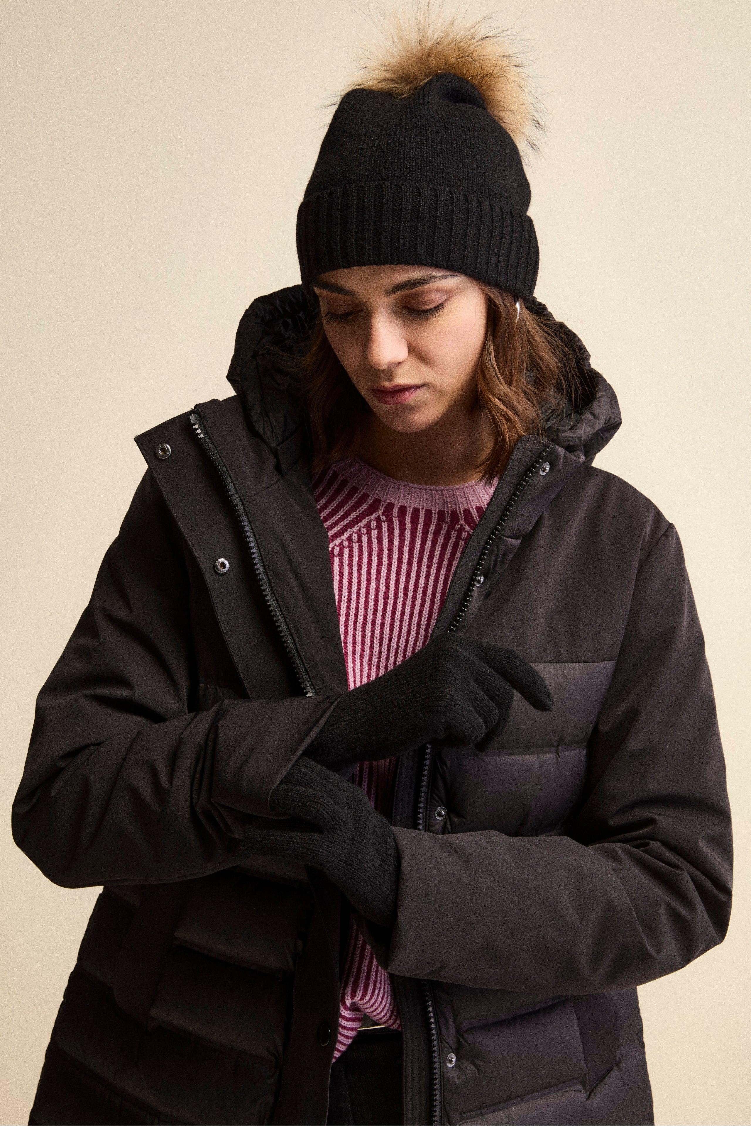 Guanti in cashmere - NERO