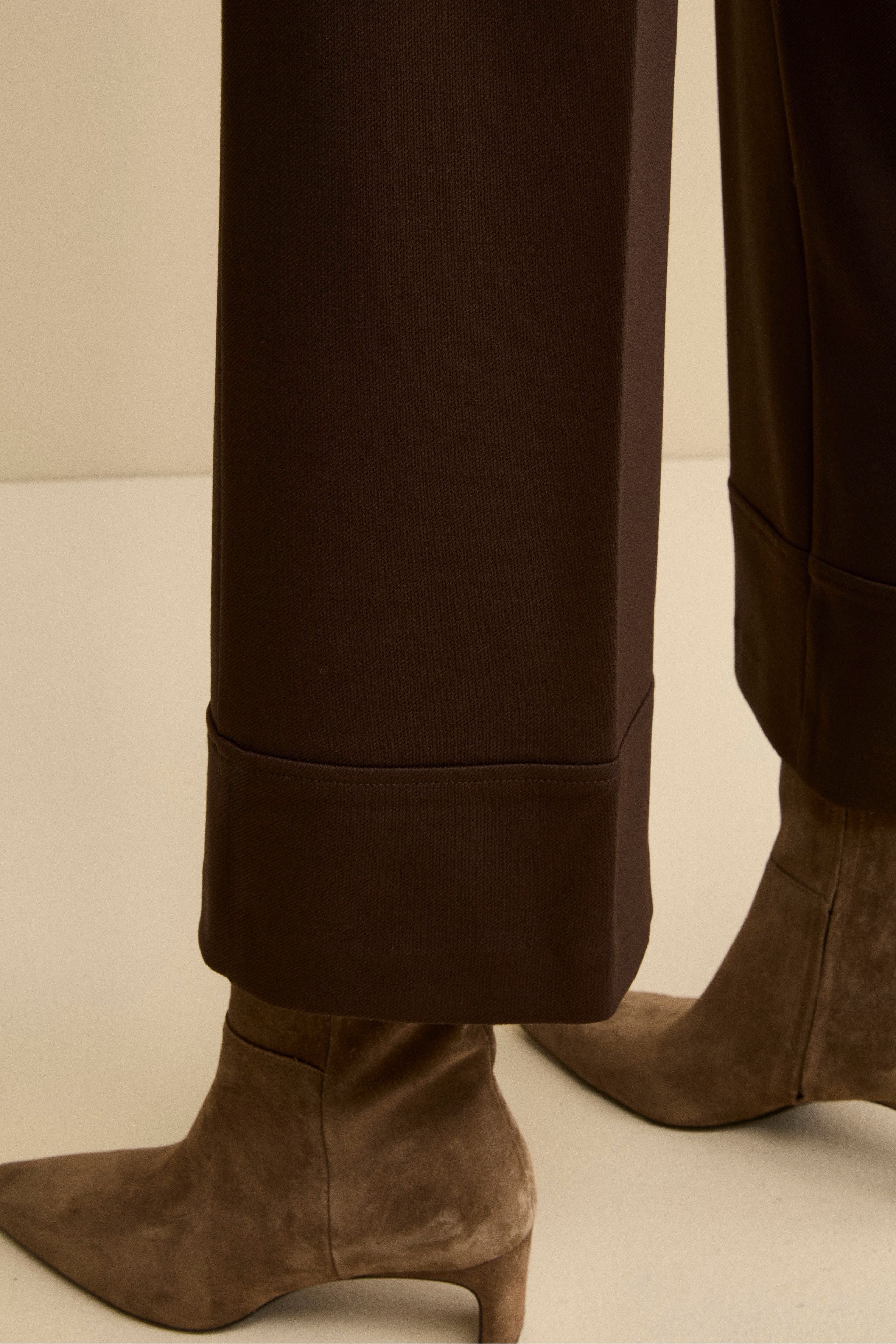 Pantalone Largo con Risvolto e Pieghe - T.MORO