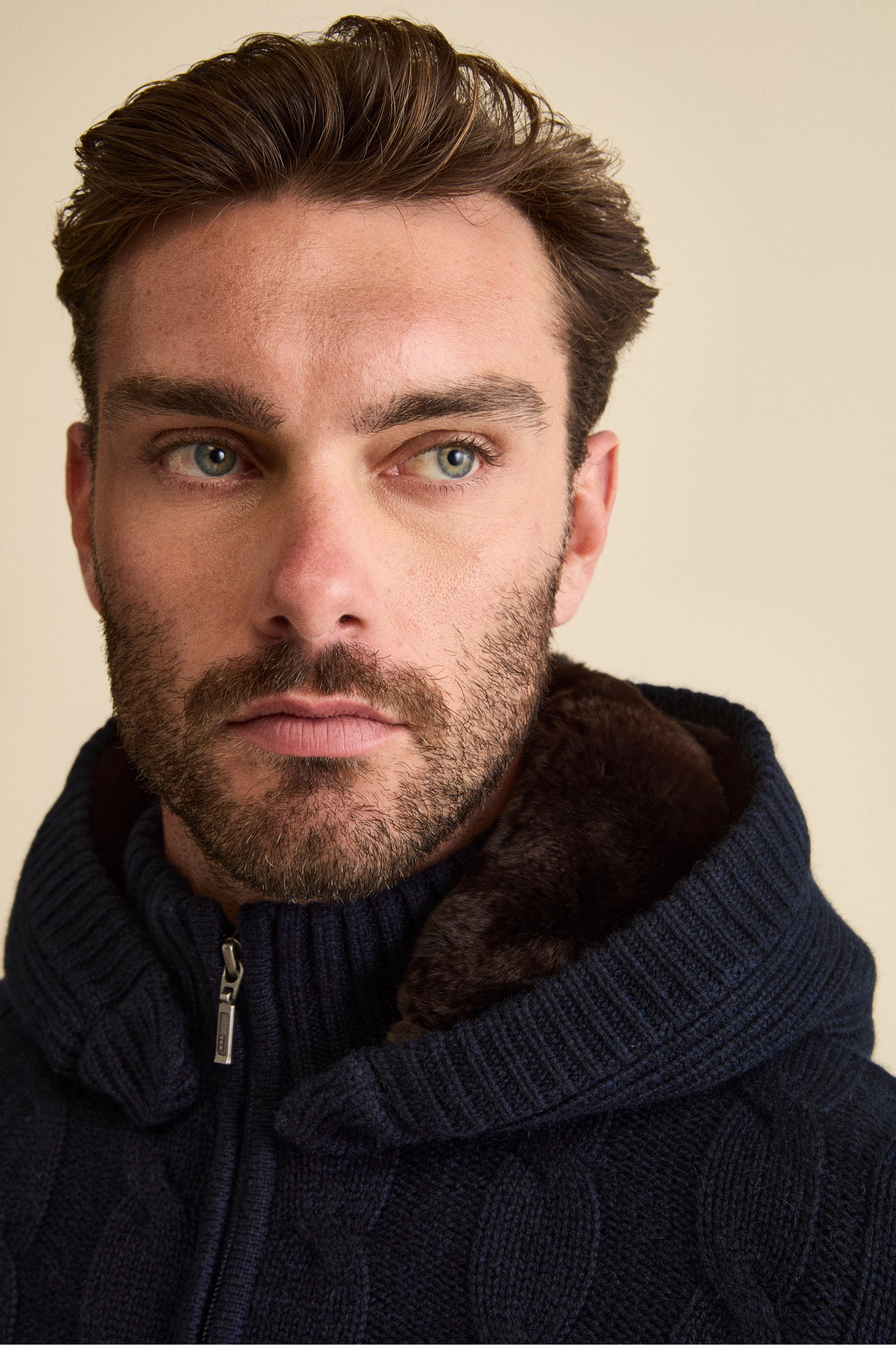 Bomber in Cashmere con Cappuccio e Pelliccia - BLU