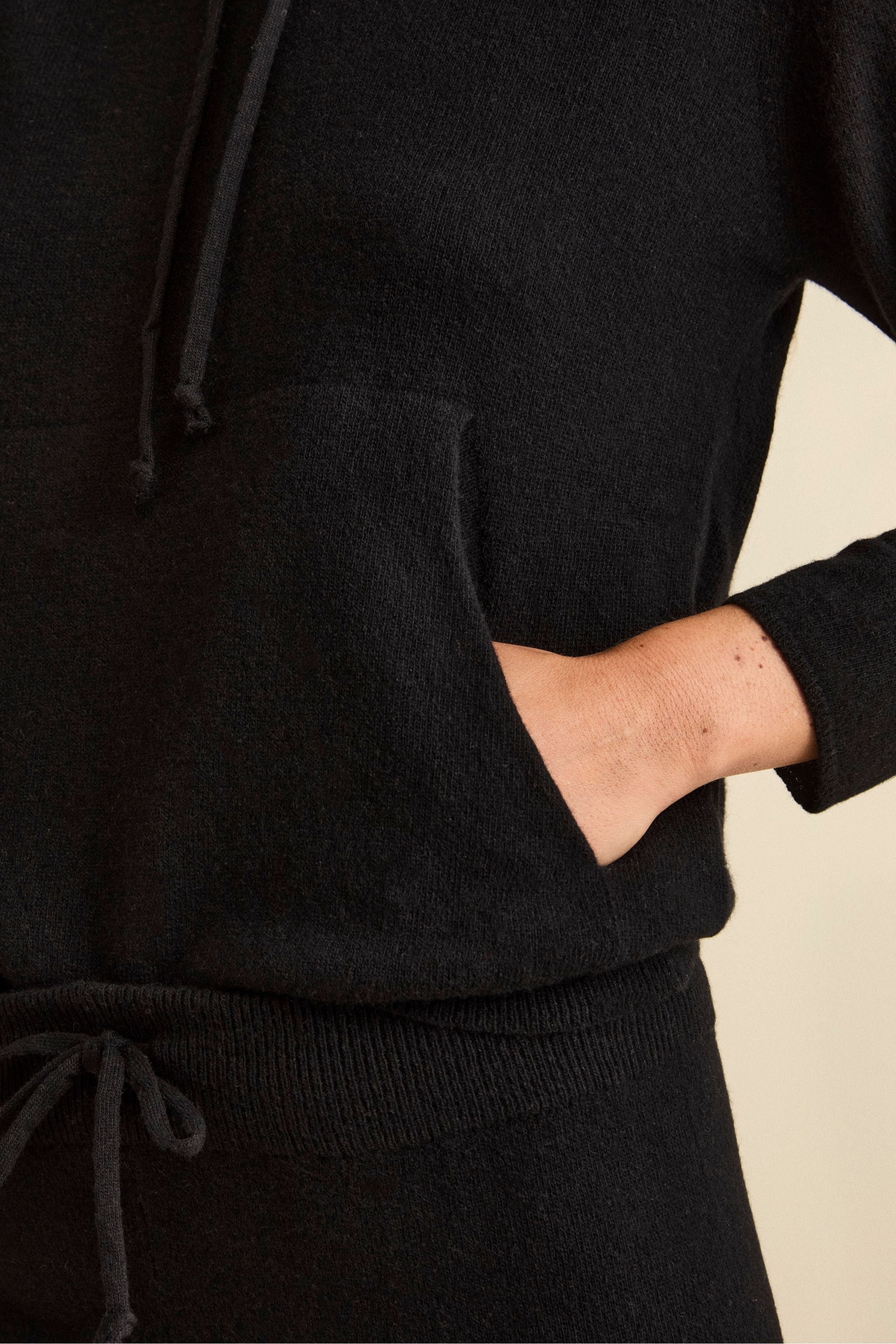 Tuta Morbida in cashmere - NERO