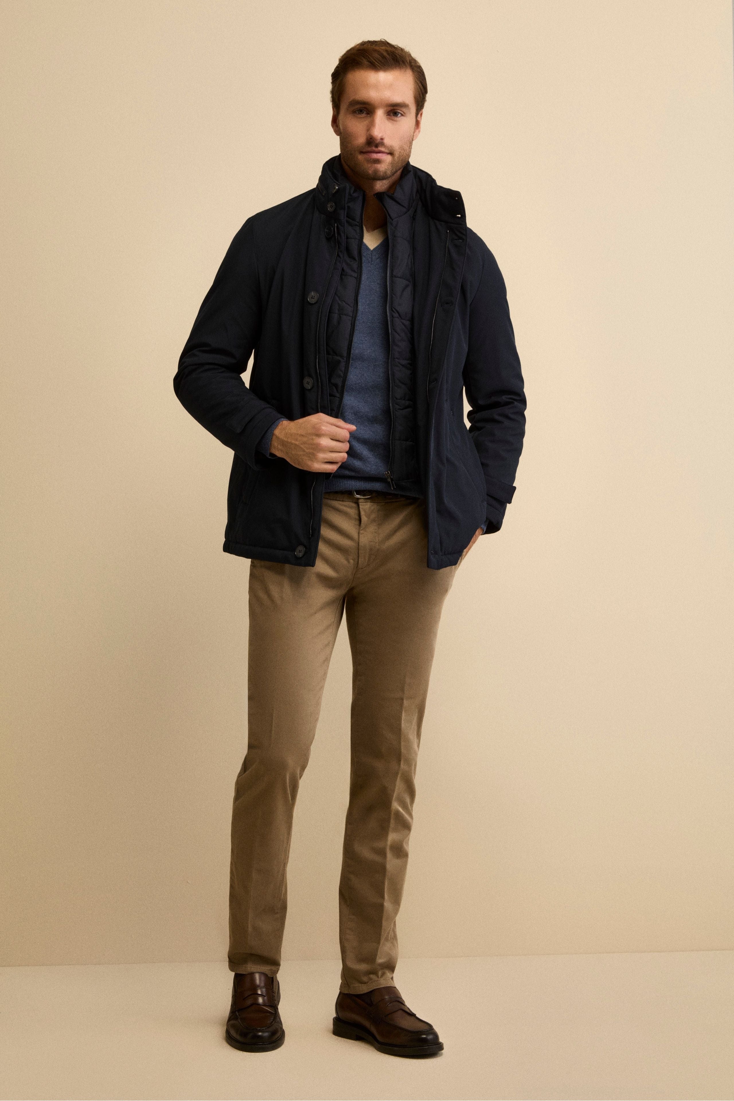 Pantalone Slim Fit con Pieghe in Gabardina - TORTORA