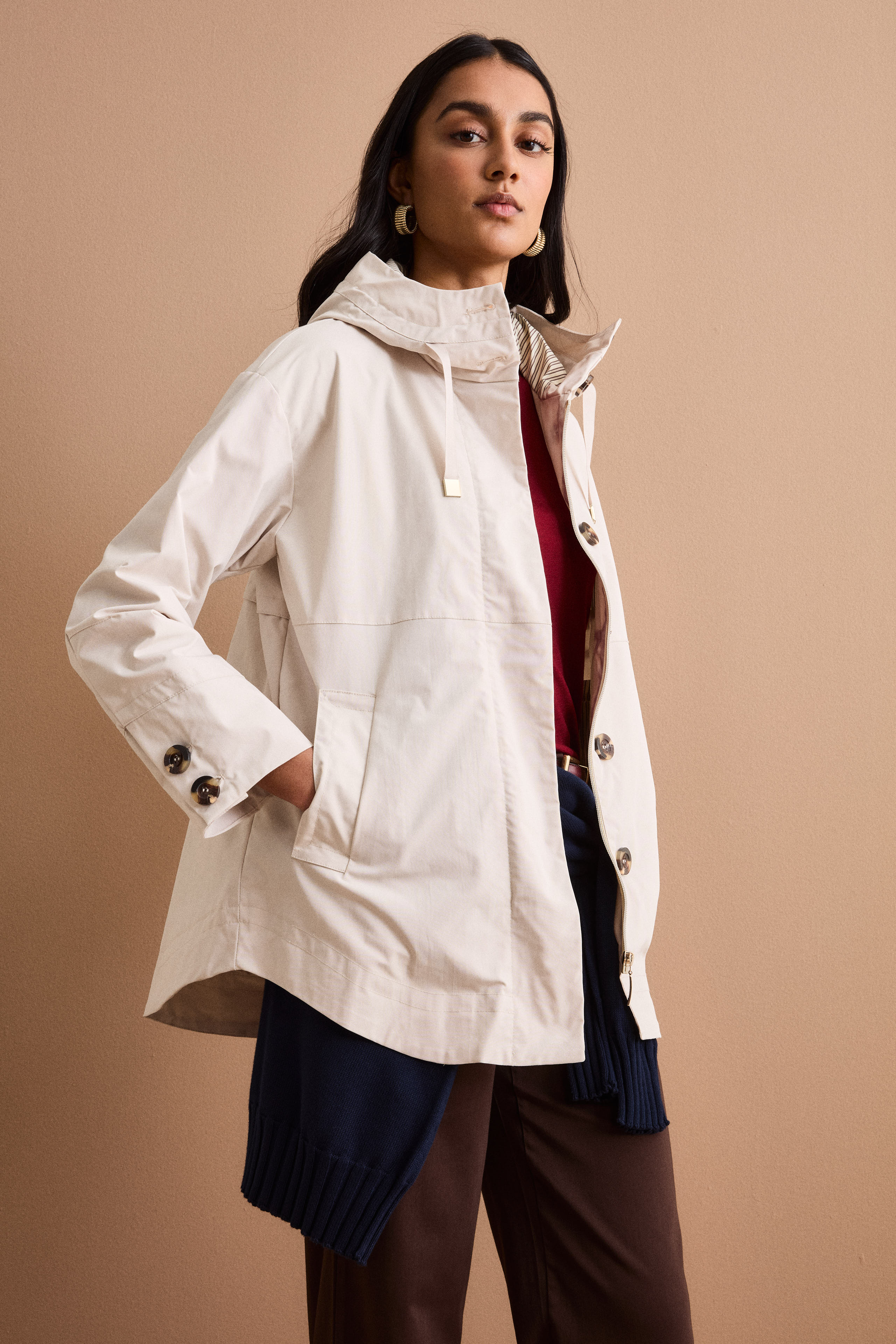 Giubbino Over con Cappuccio e Tasche Laterali - AVORIO