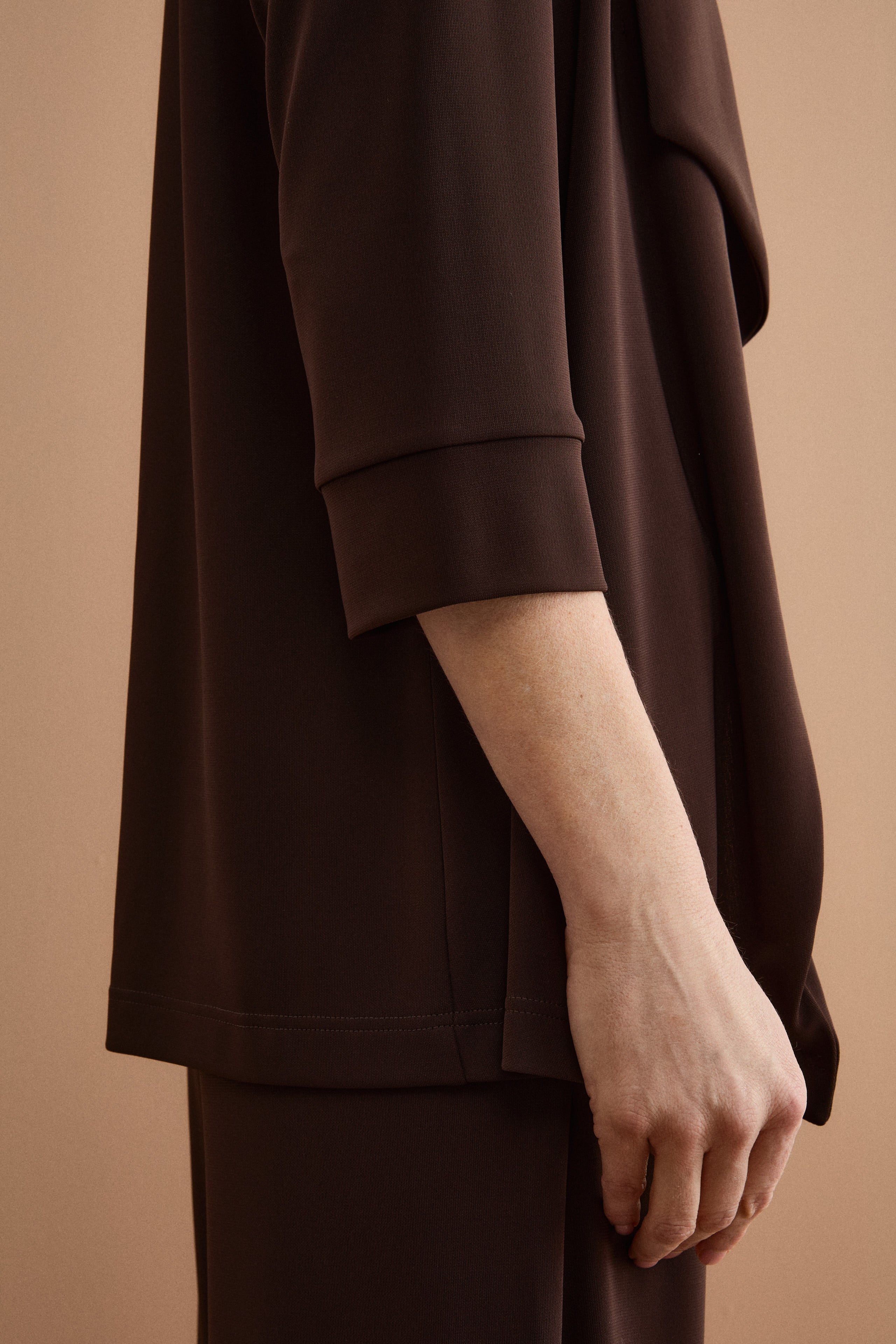 Cardigan Elegante in Jersey Crêpe - CIOCCOLATO