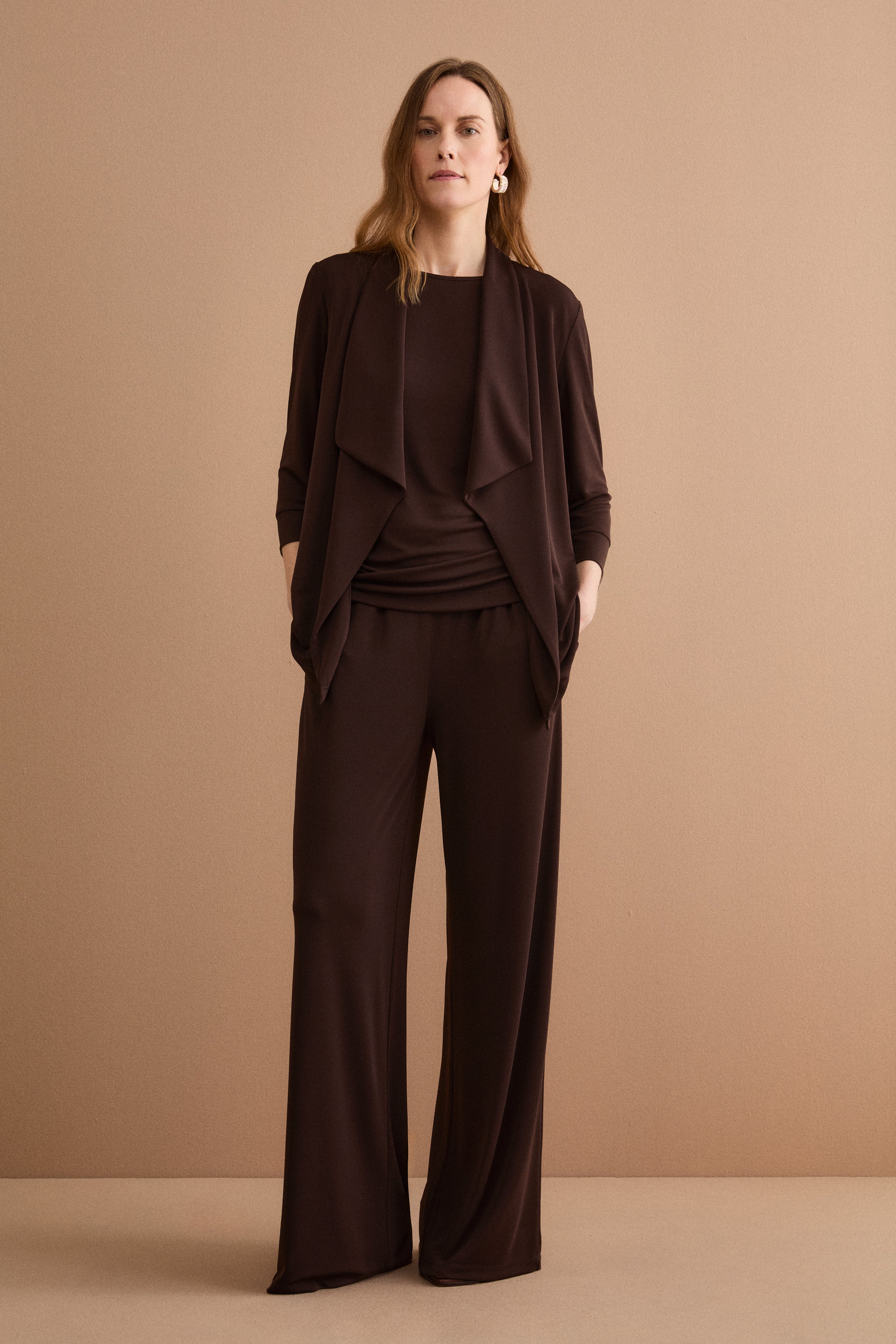 Pantalone Elegante con Pinces in Jersey Crêpe - CIOCCOLATO