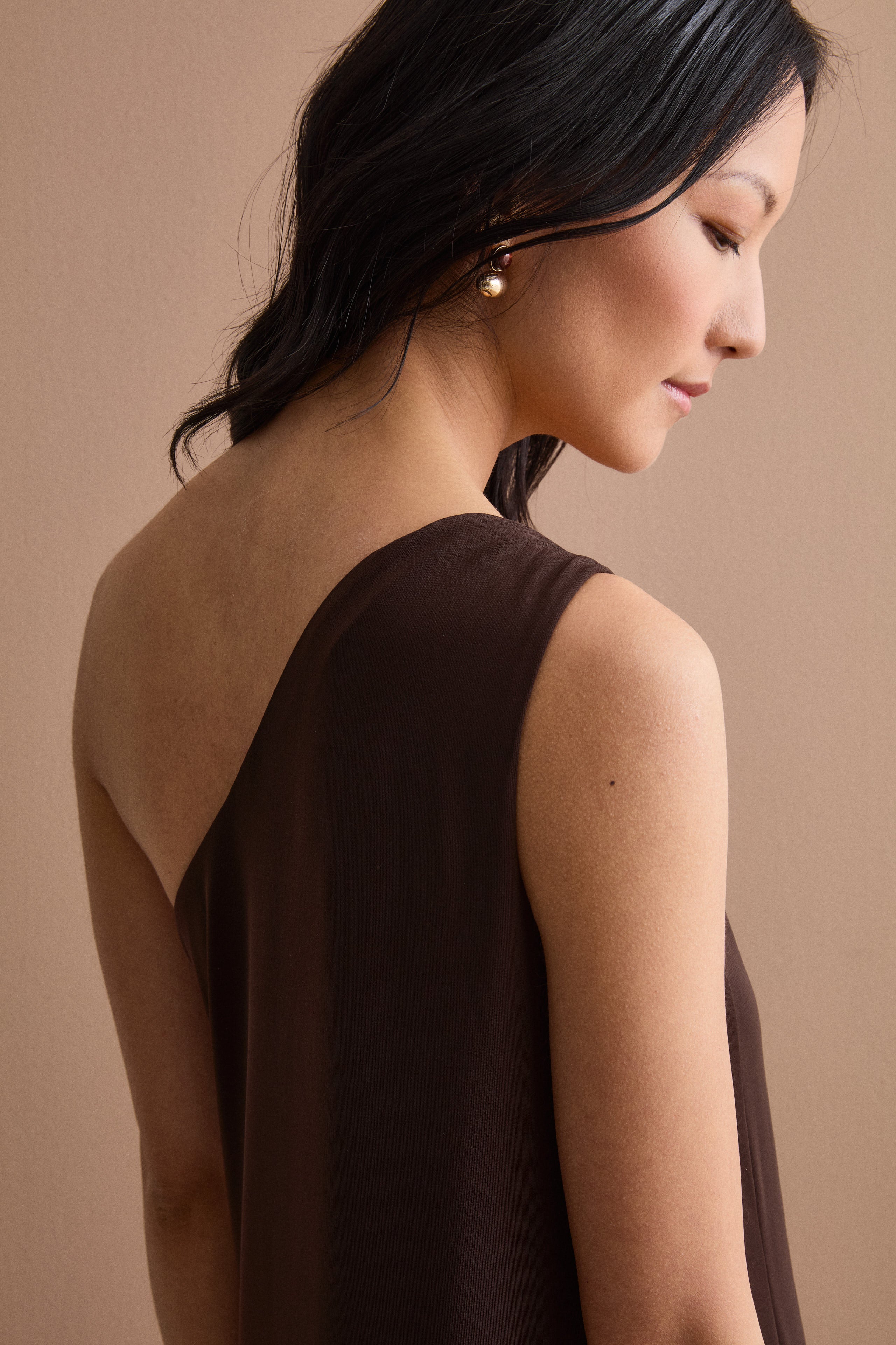Abito Elegante in Jersey con Spacco - CIOCCOLATO