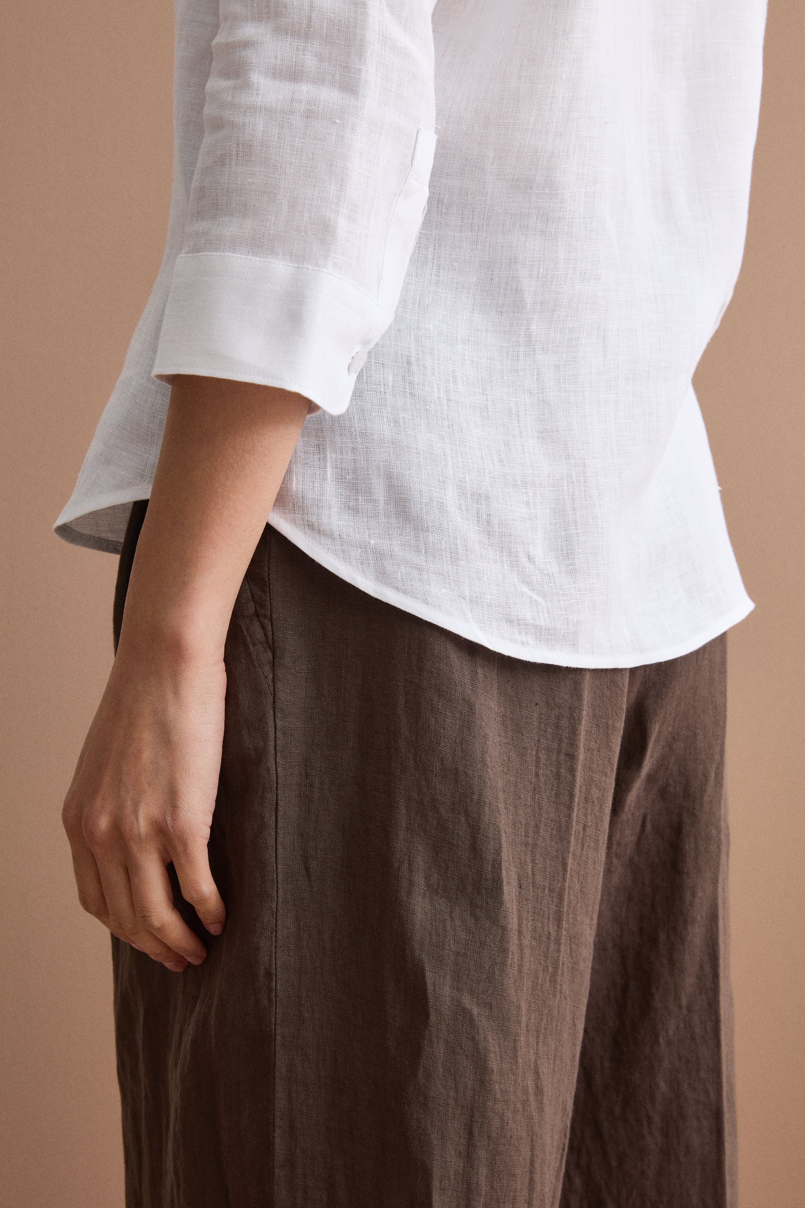 Camicia Over in Lino con Scollo Aperto - BIANCO
