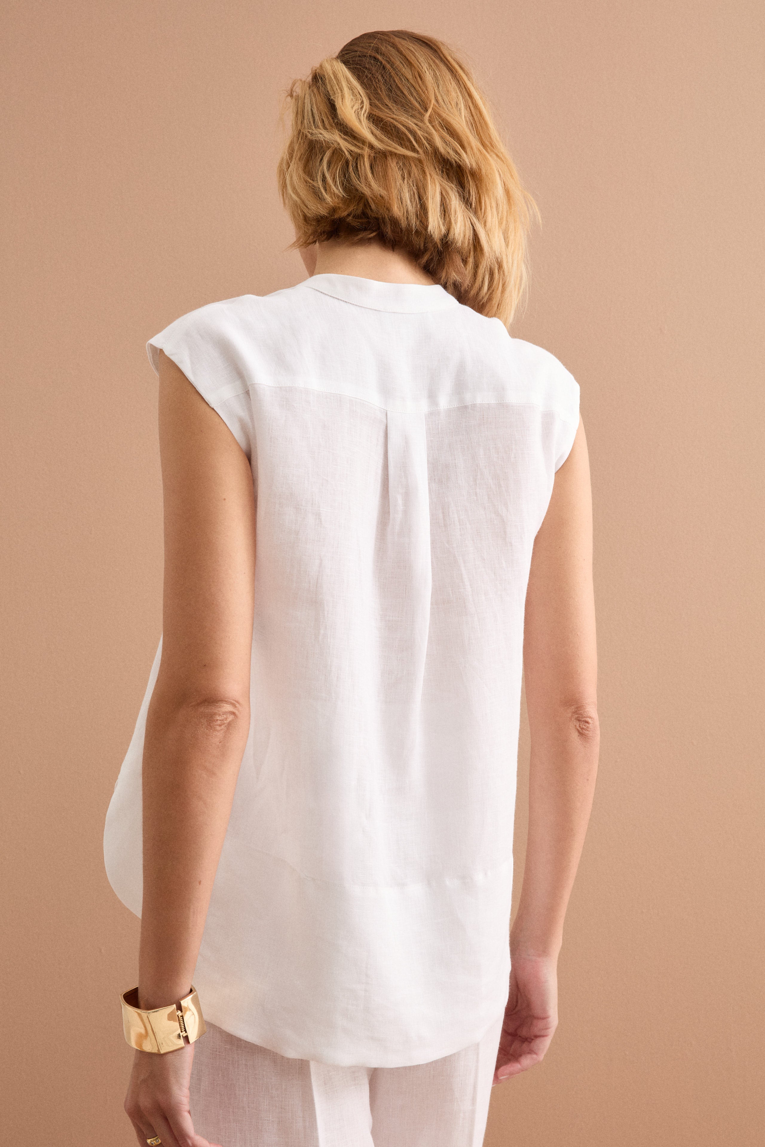 Top Smanicato in Lino con Scollo a V - BIANCO