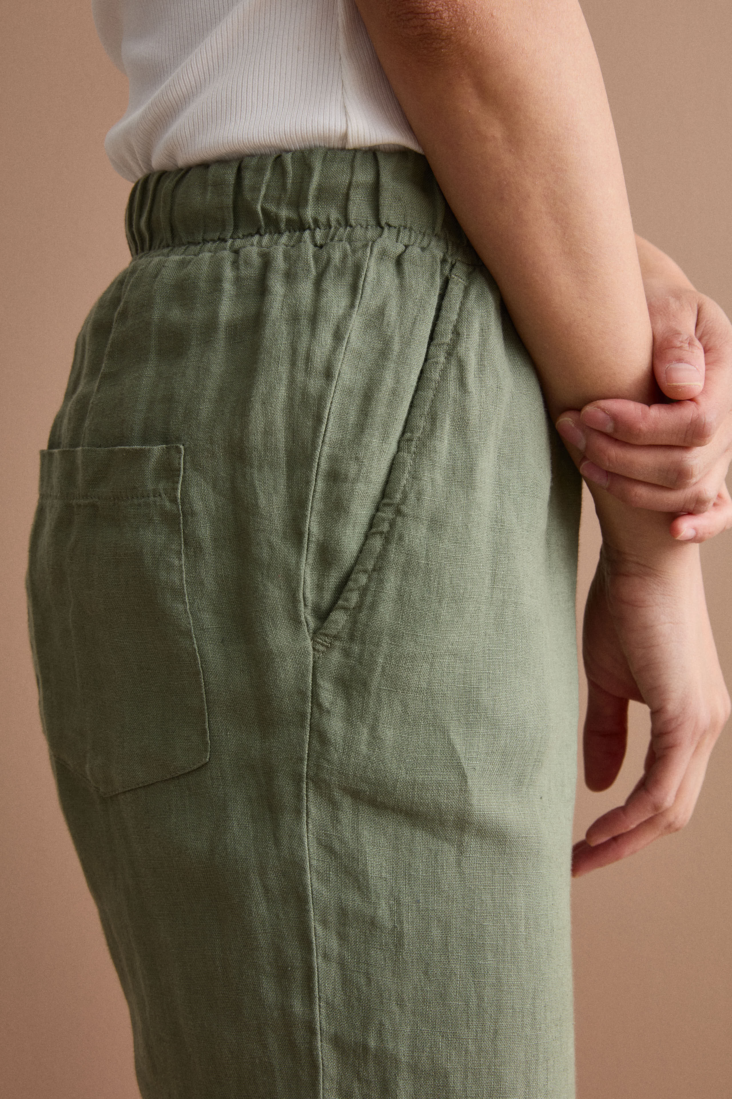 Pantalone a Sigaretta in Lino con Risvolto - VERDE MILITARE