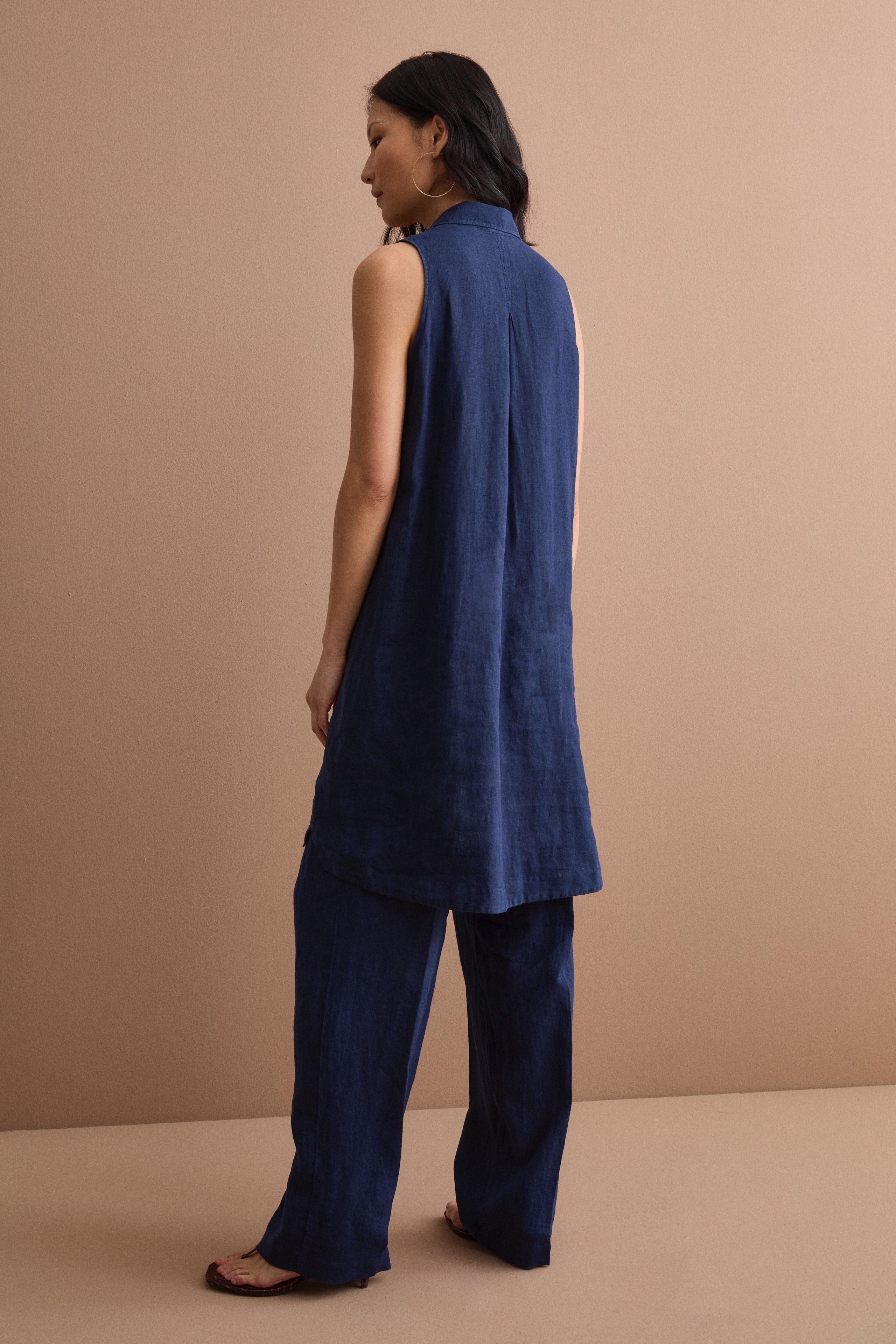 Abito Midi Smanicato Chemisier in Lino - NAVY