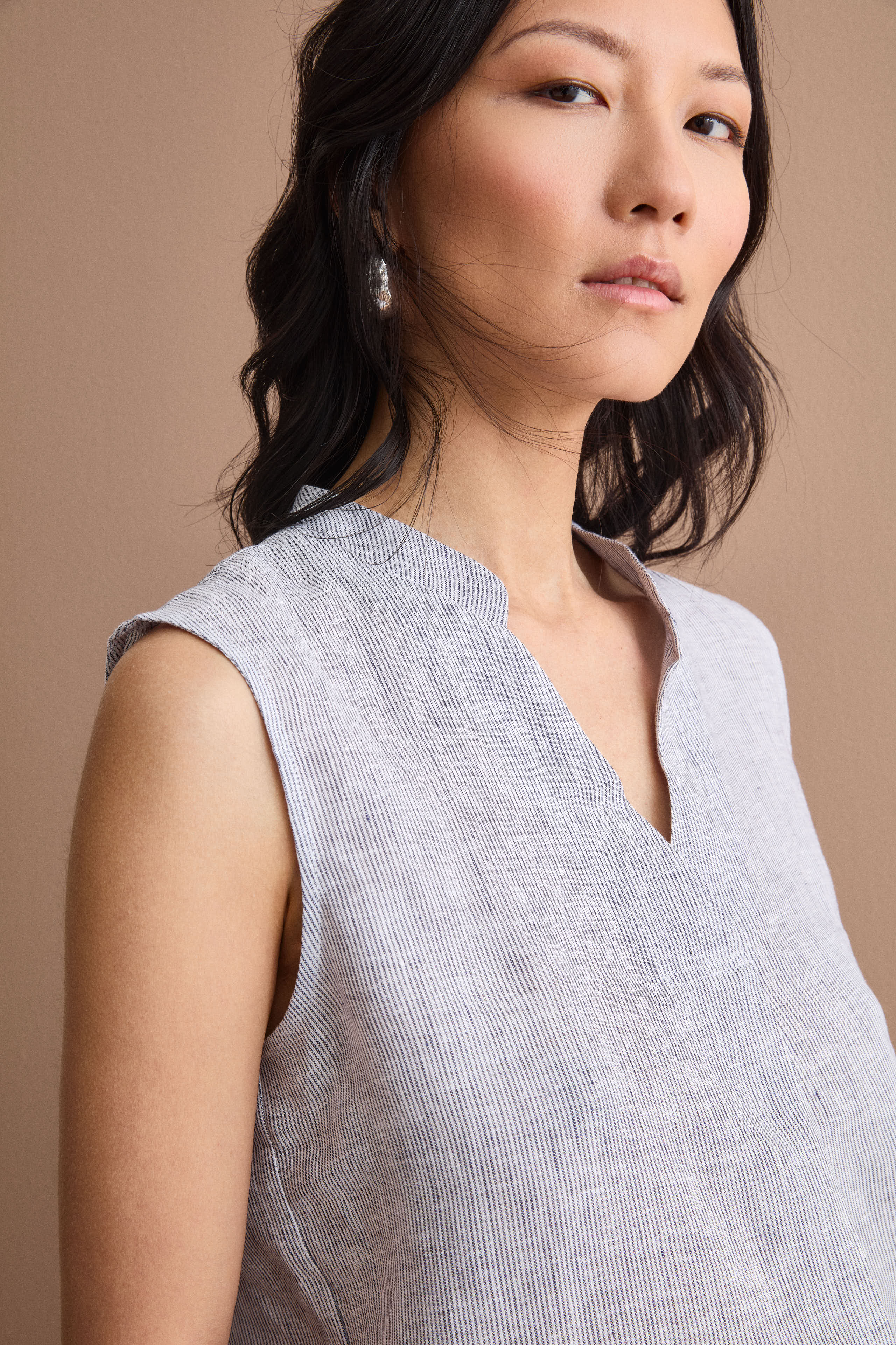Top Smanicato a Righe in Lino - BLU RIGATO