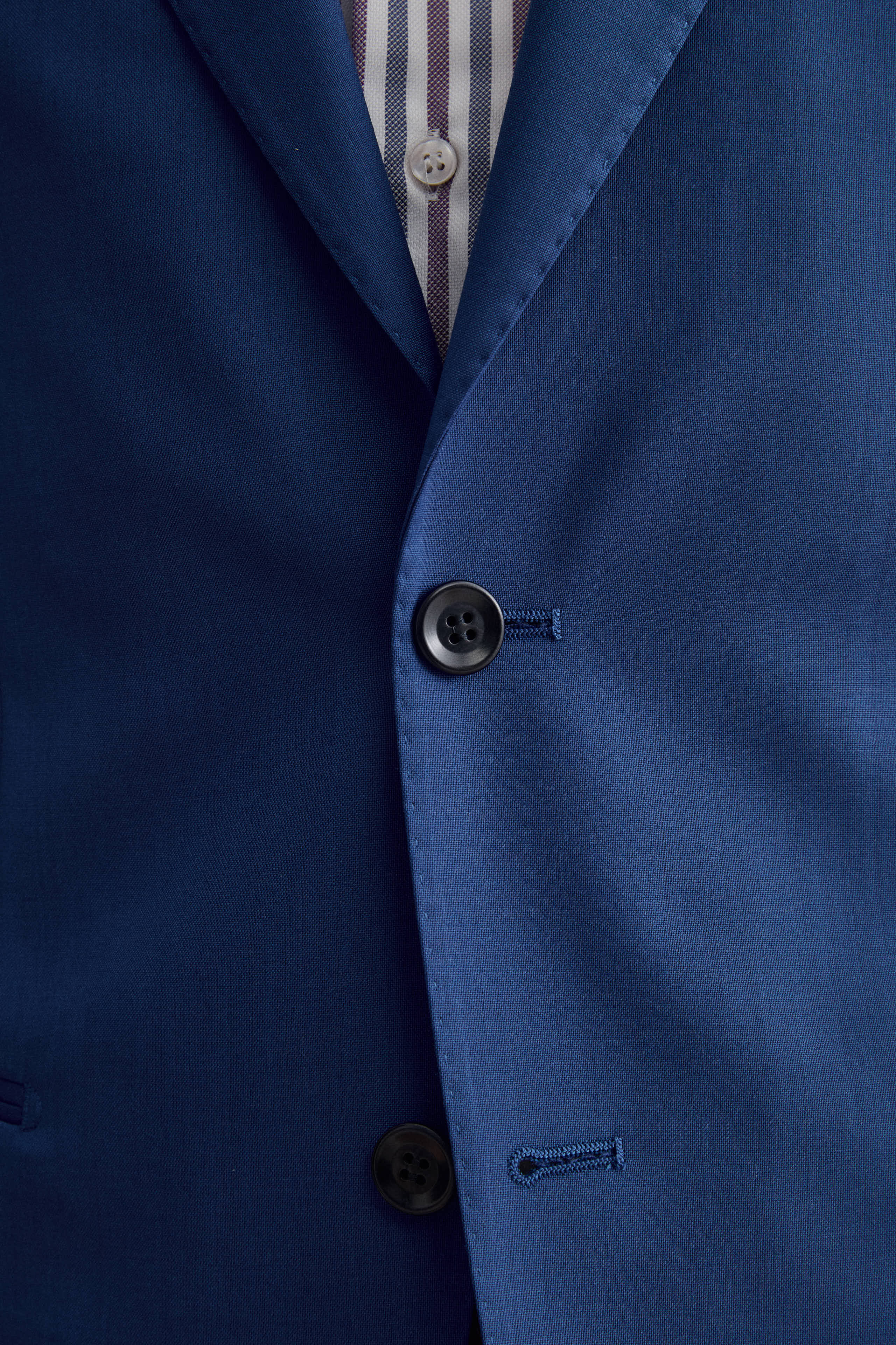 Abito Uomo Elegante in Lana Vergine Slim Fit - ROYAL