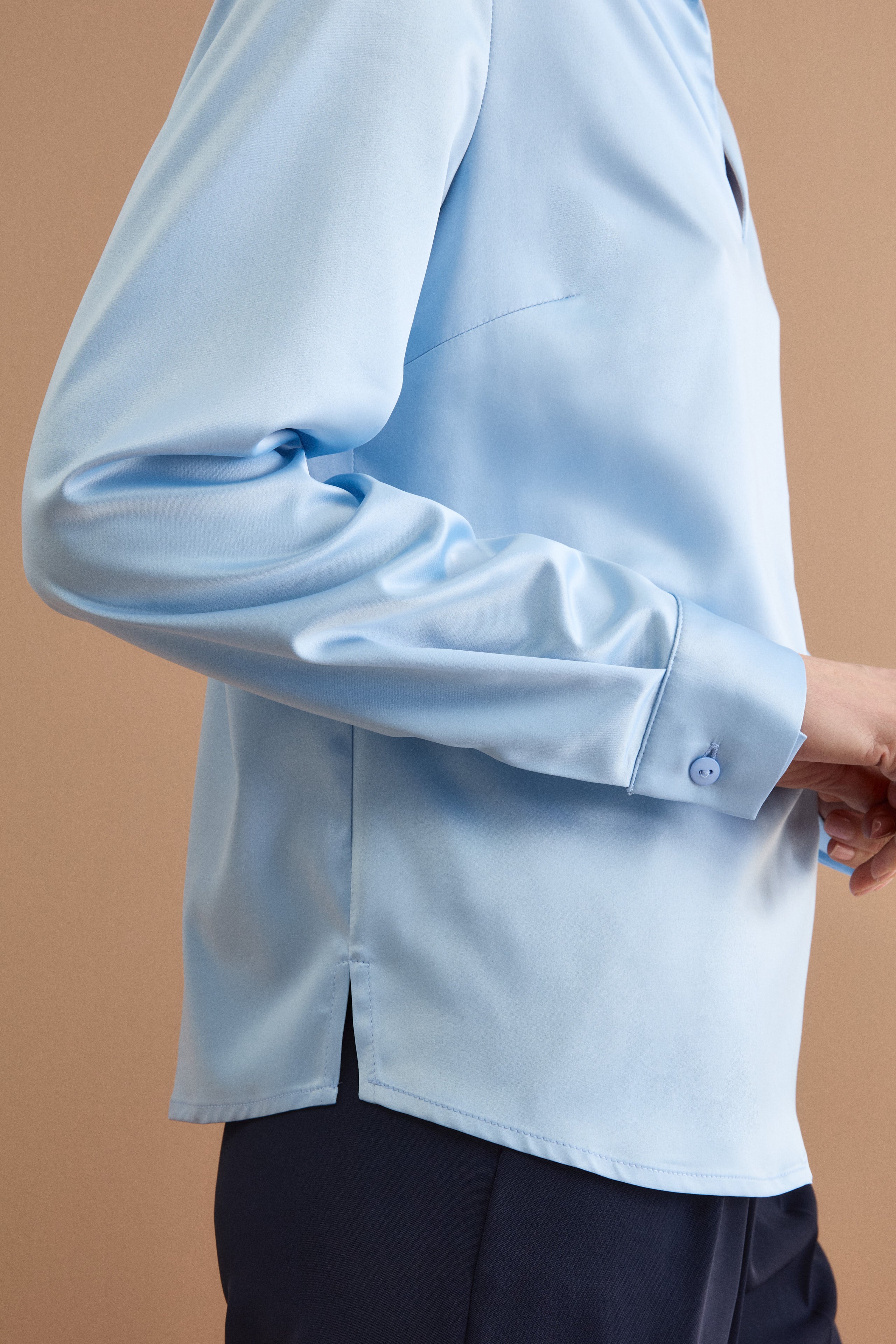 Blusa Over Elegante con Collo a Camicia - CIELO