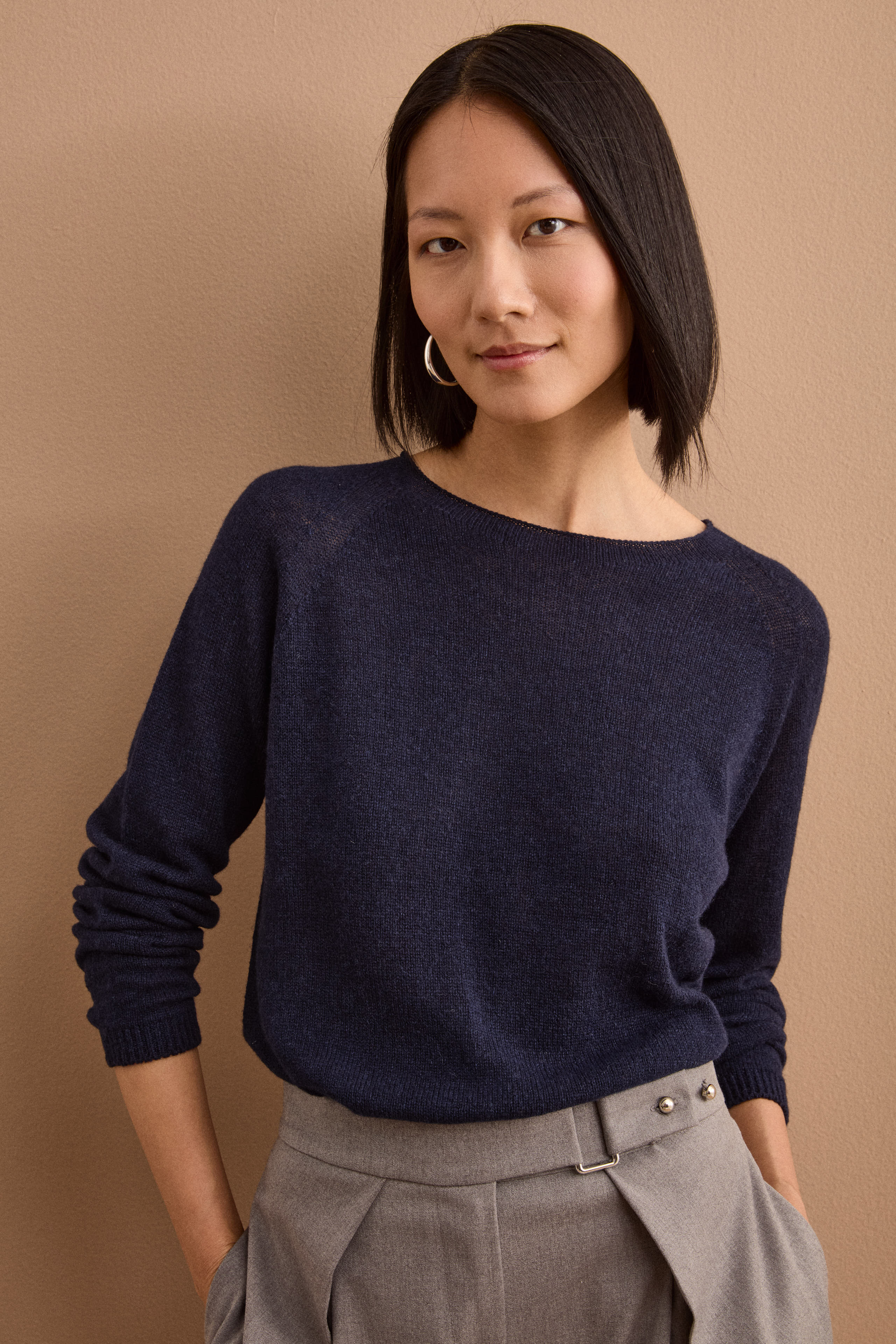 Maglia Raglan con Collo Barchetta in Cashmere - BLU