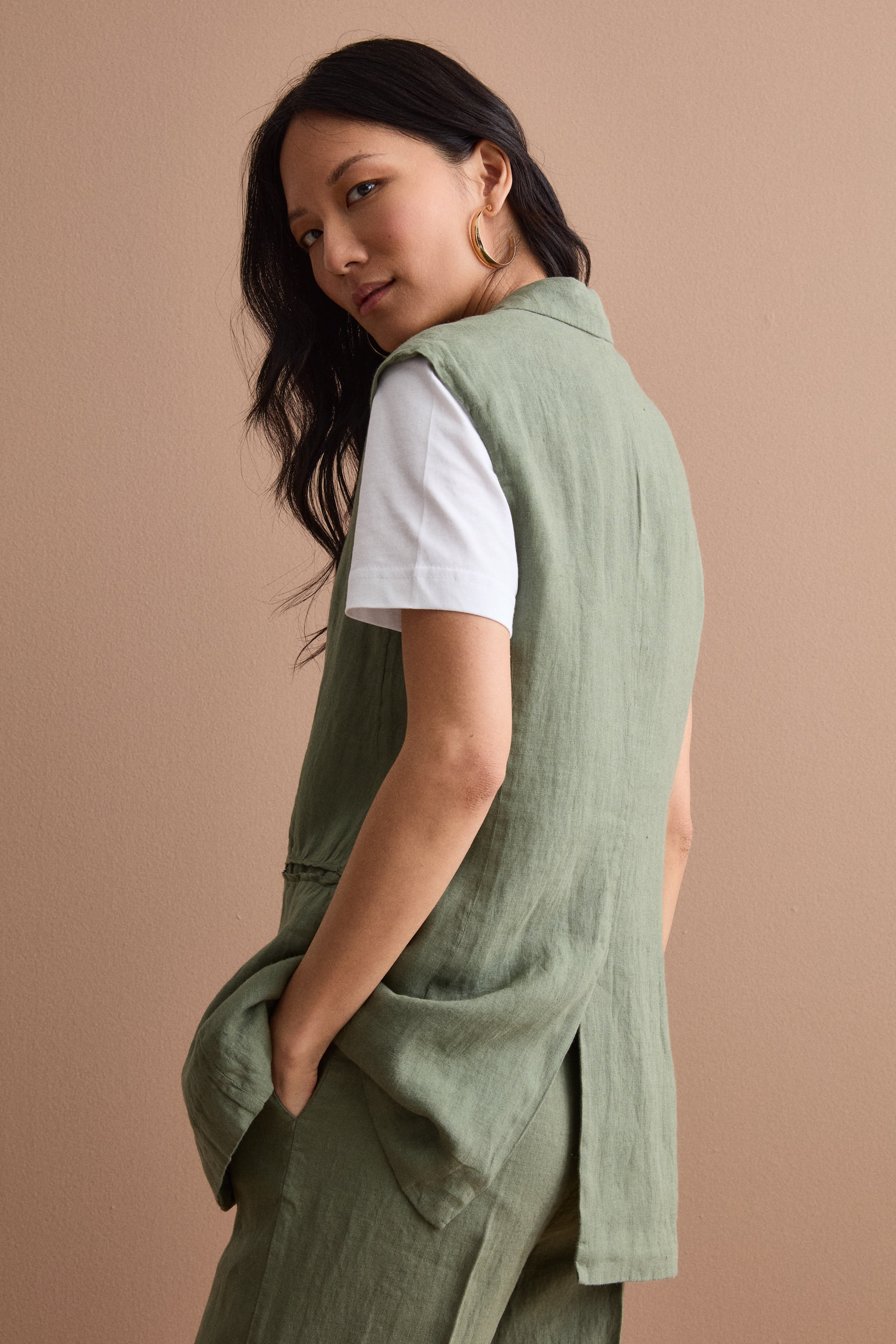 Gilet Sfoderato in Lino con Revers Classico - VERDE MILITARE