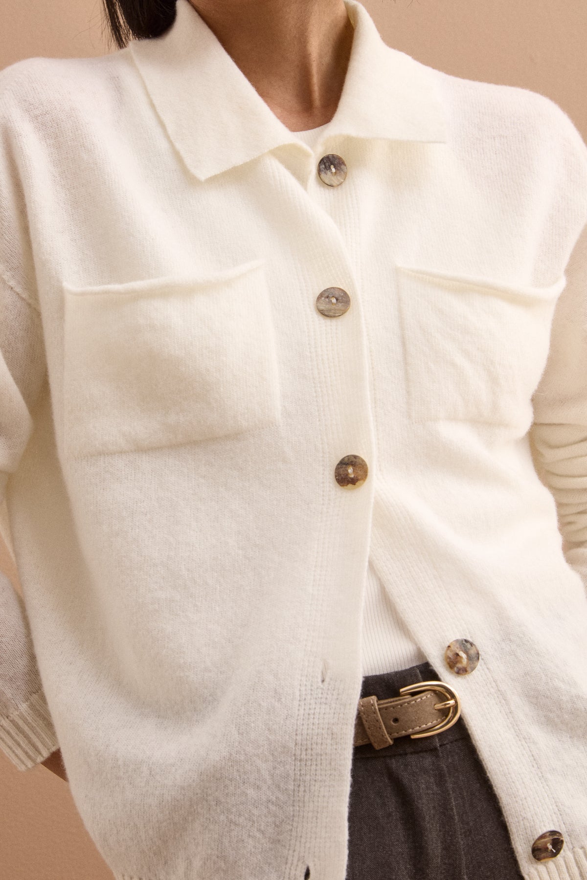 Cardigan con Bottoni e Collo a Polo in Lana Super Soft - PANNA