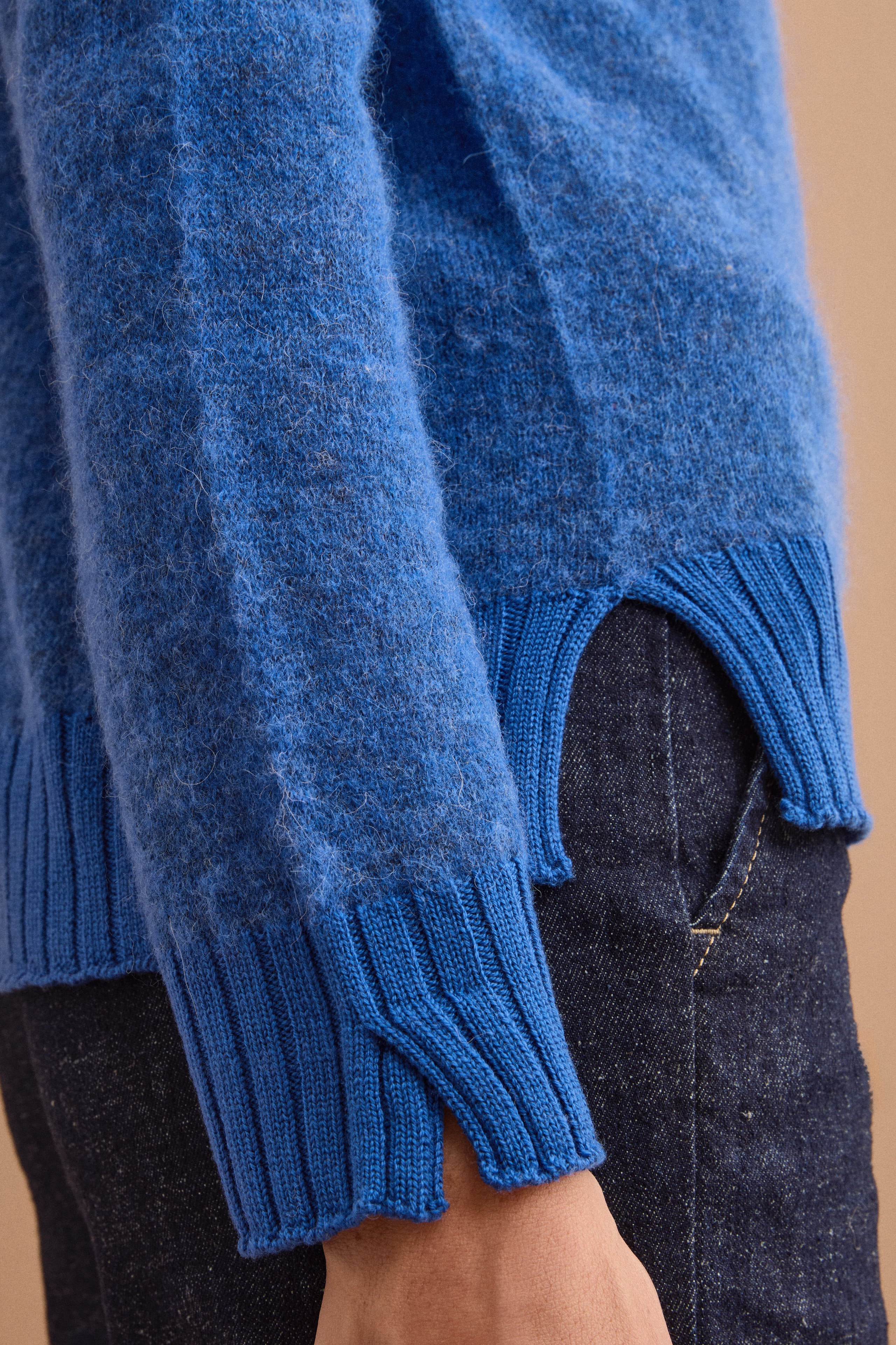 Lupetto Morbido in Misto Alpaca - BLU ELETTRICO