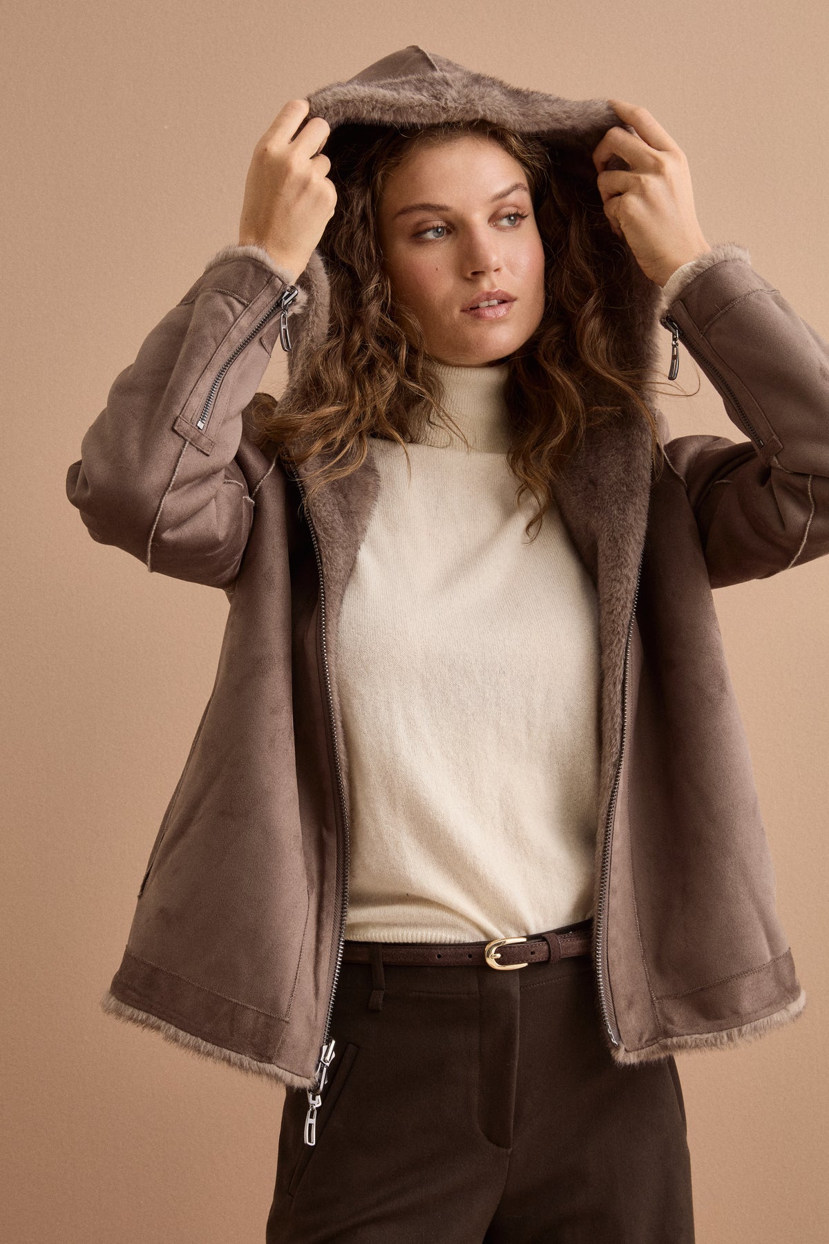 Pelliccia Reversibile con Zip e Cappuccio - GRIGIO