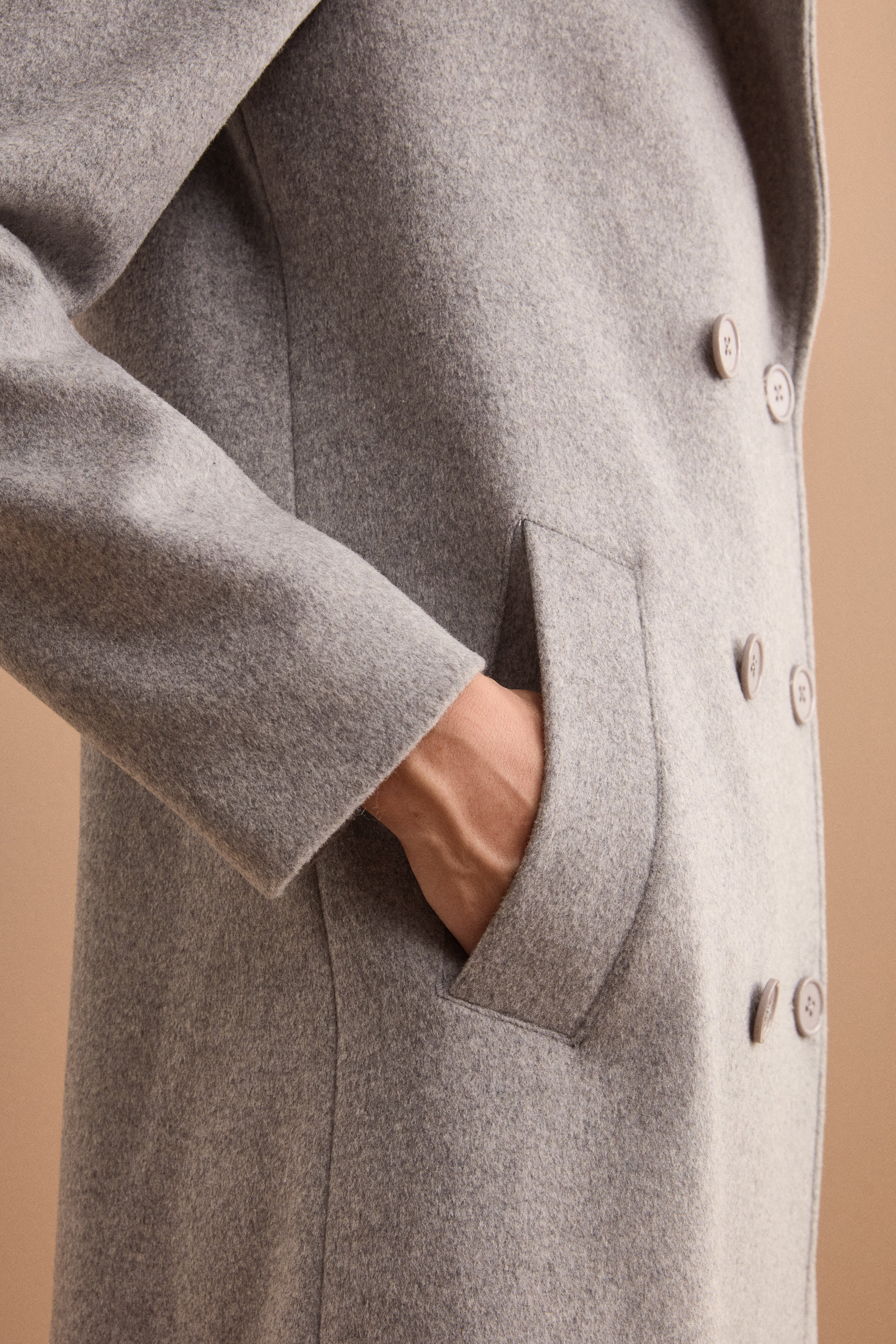 Cappotto Lungo Doppiopetto in Misto Lana Vergine - GRIGIO