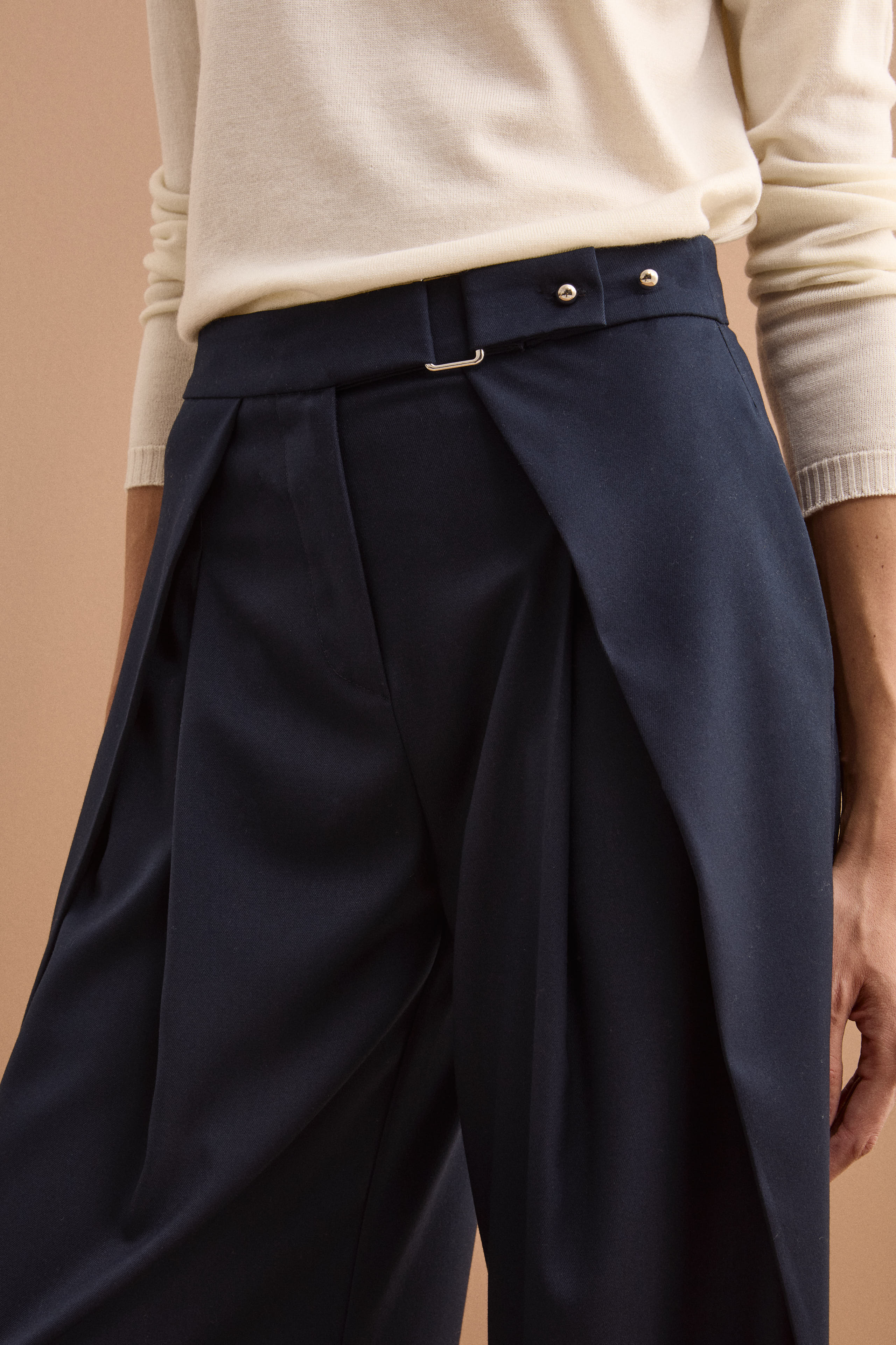 Pantalone Elegante a Gamba Larga con Pieghe - BLU