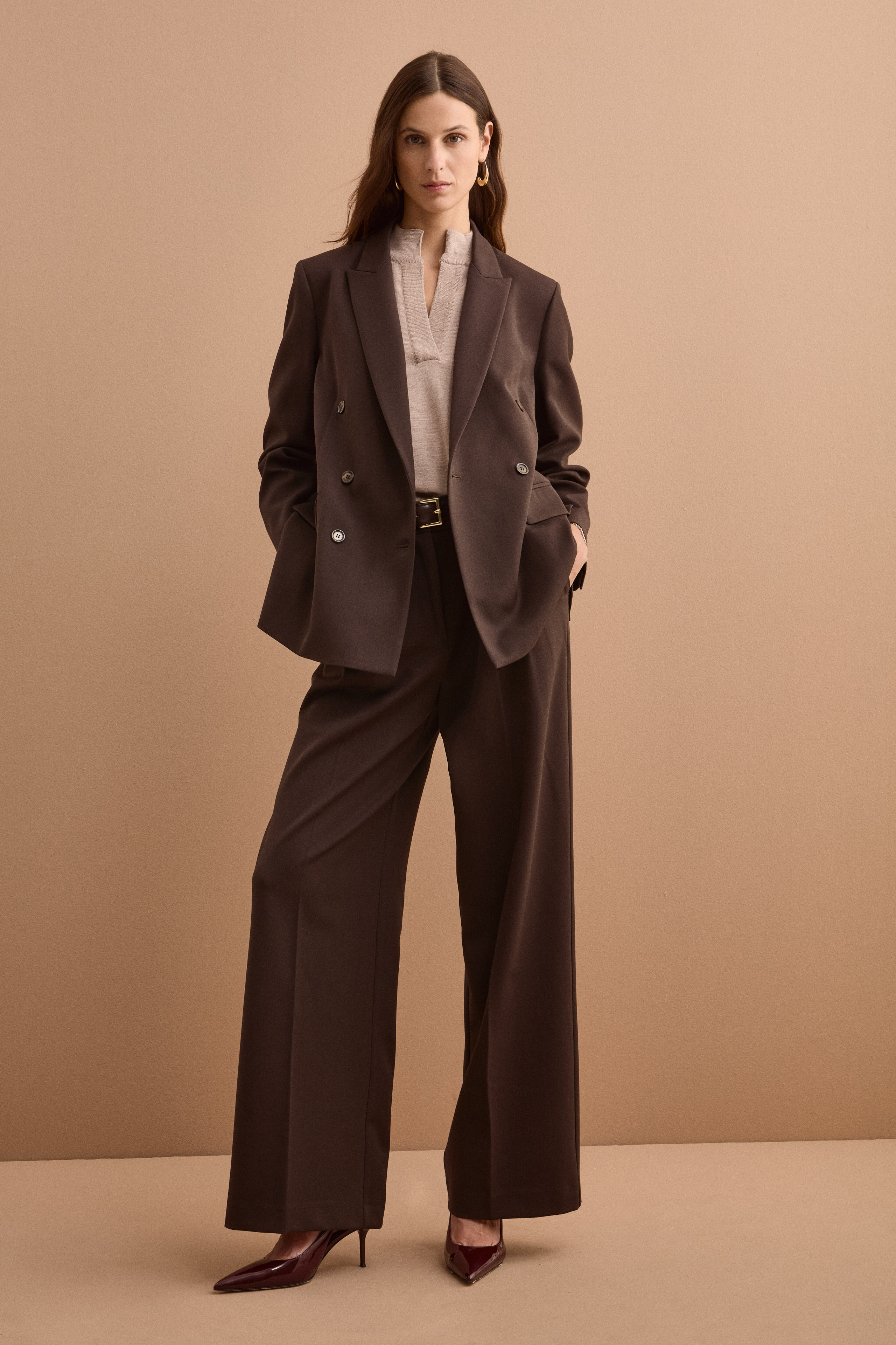 Pantalone Gamba Larga con Pinces - T.MORO