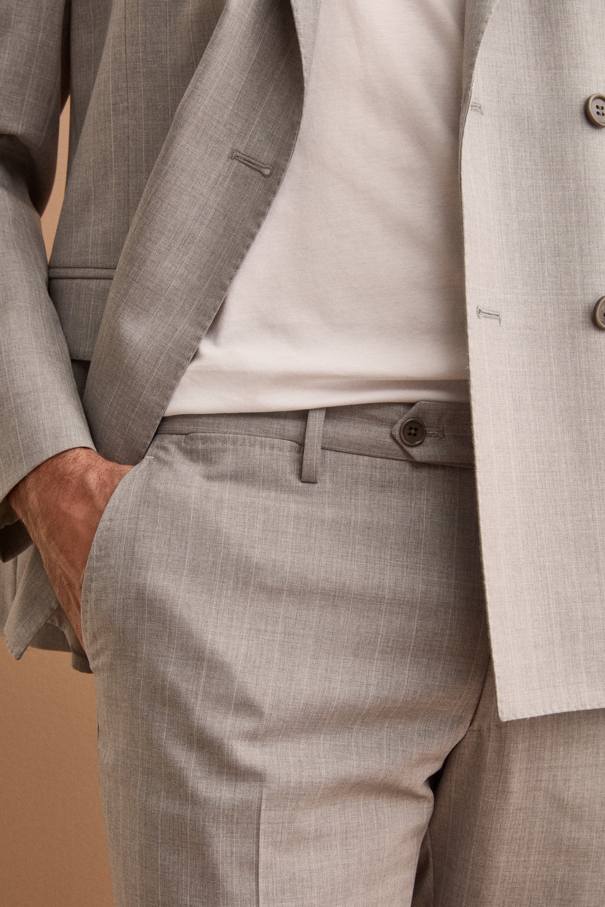 Abito Doppiopetto Slim Fit in Lana Vergine Nobility 150's - GRIGIO CHIARO RIGATO